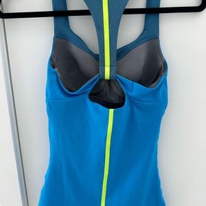 Nike tank top blue xs
